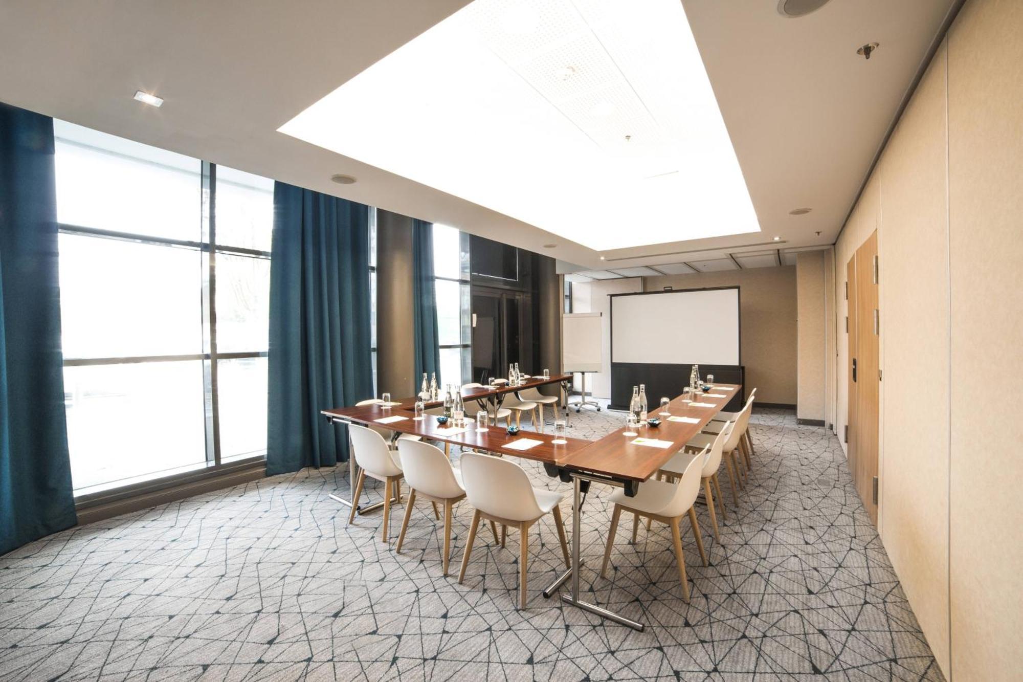 Courtyard By Marriott Paris La Defense West - Colombes Hotel Colombes  Luaran gambar