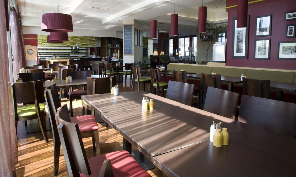 Courtyard By Marriott Paris La Defense West - Colombes Hotel Colombes  Luaran gambar