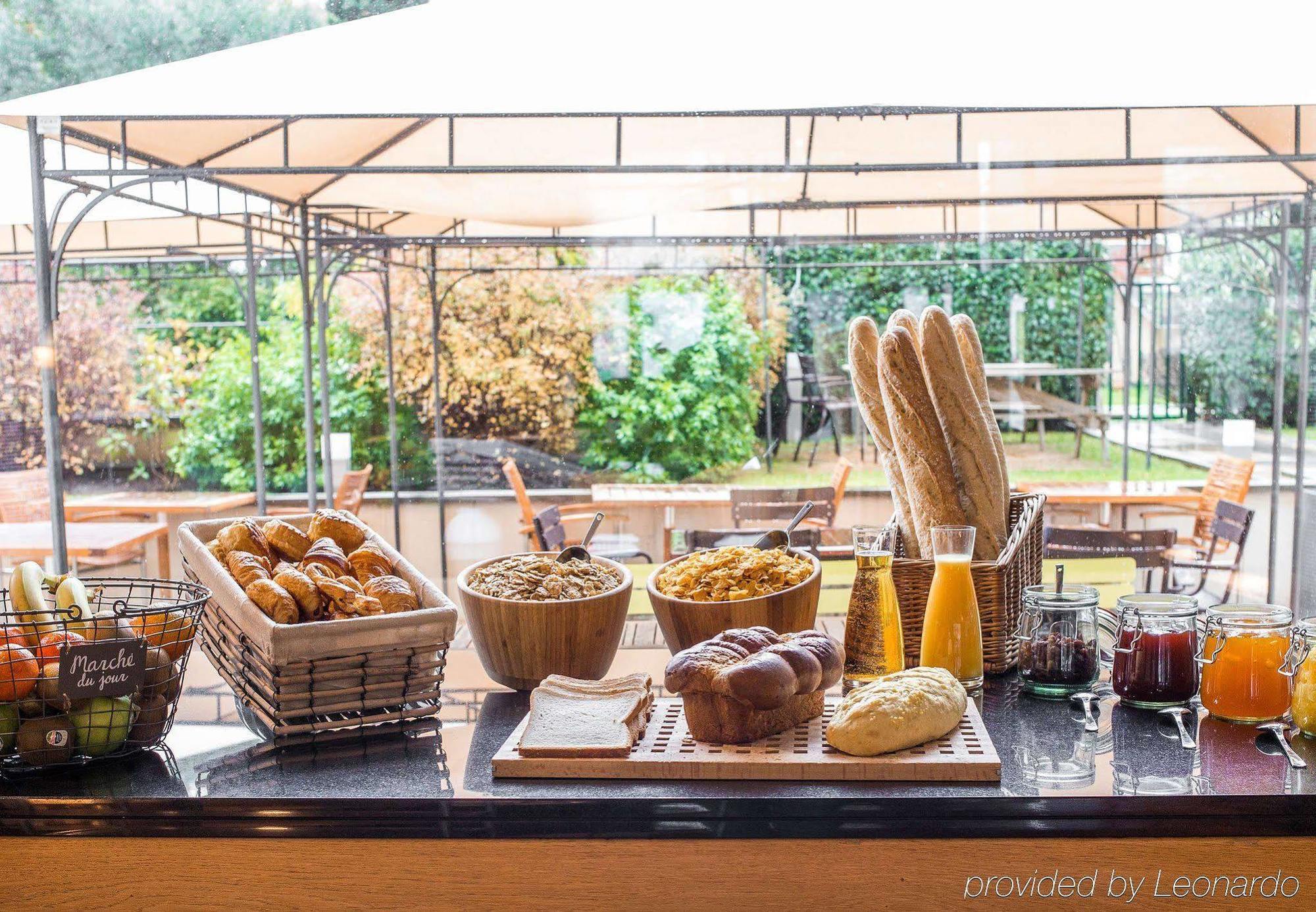 Courtyard By Marriott Paris La Defense West - Colombes Hotel Colombes  Luaran gambar