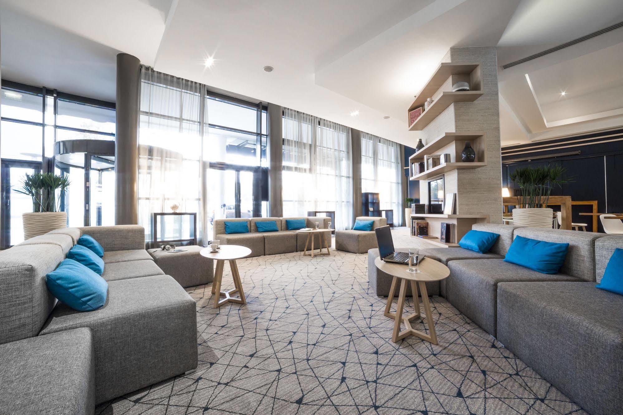 Courtyard By Marriott Paris La Defense West - Colombes Hotel Colombes  Luaran gambar